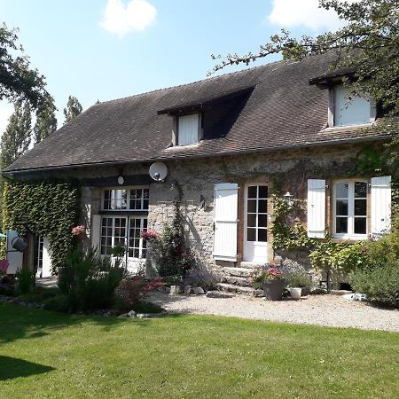 B&B Buddleja Saint-Hilaire-les-Places 외부 사진